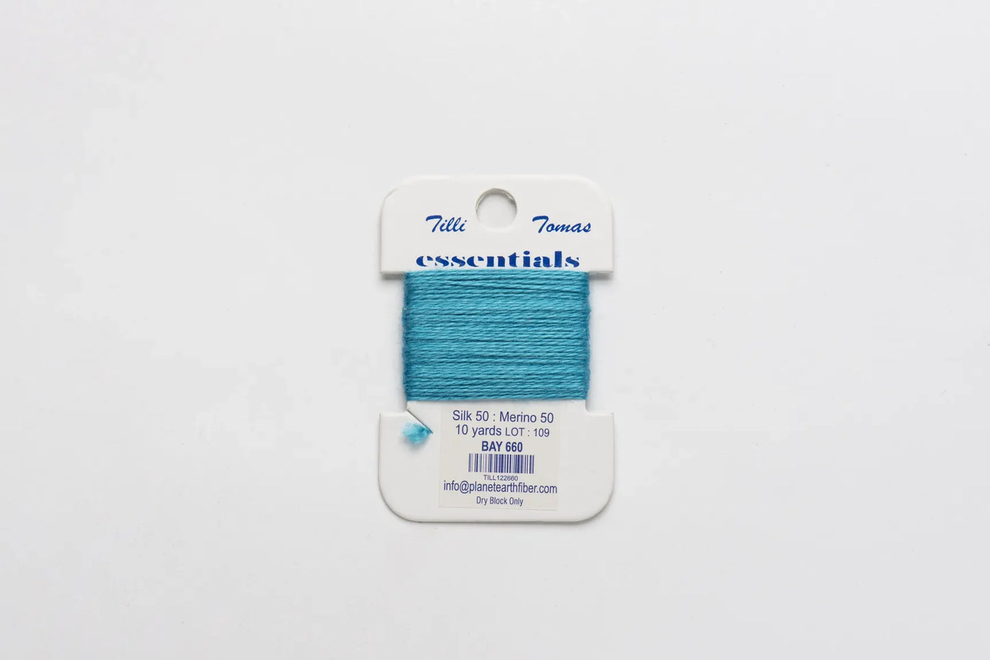 Essentials Card Bay