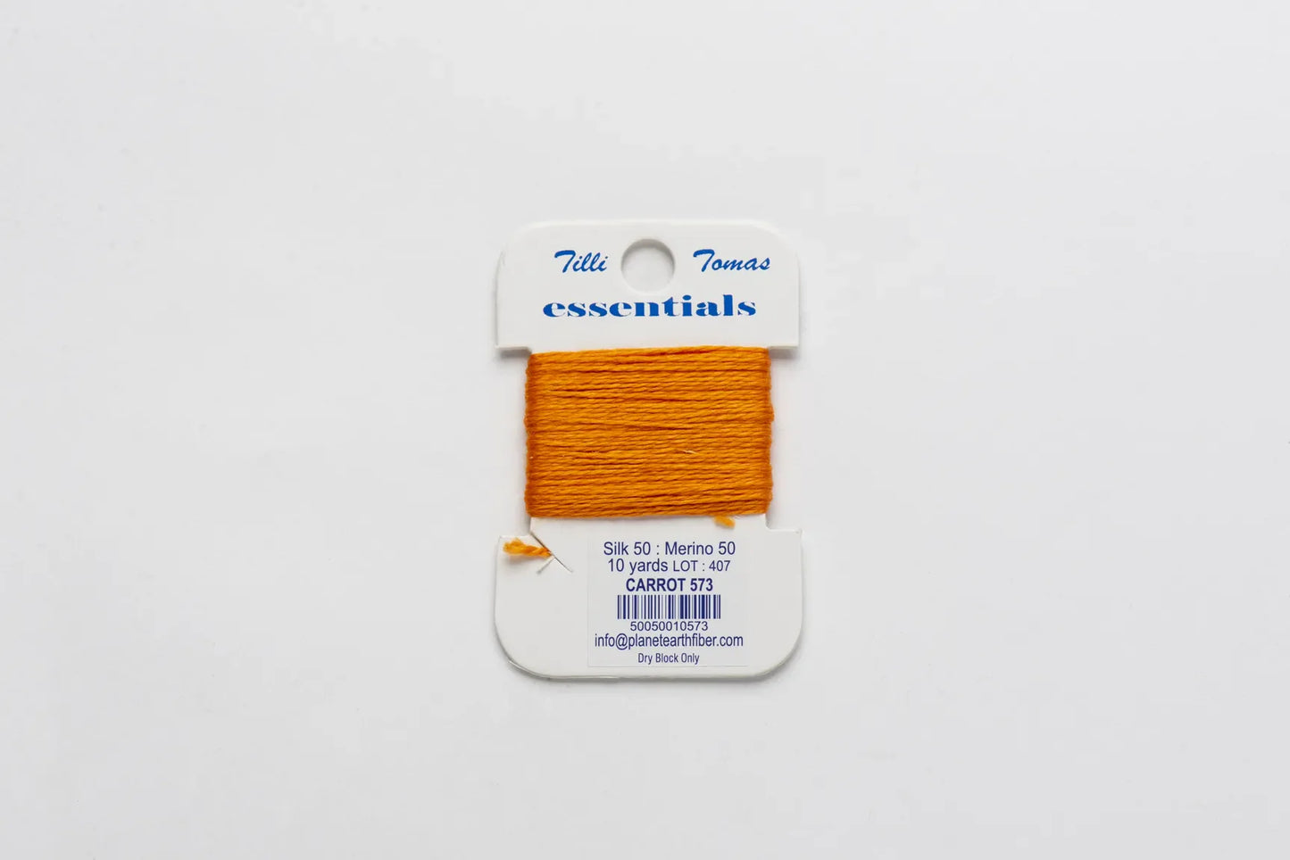 Essentials Card Carrrot