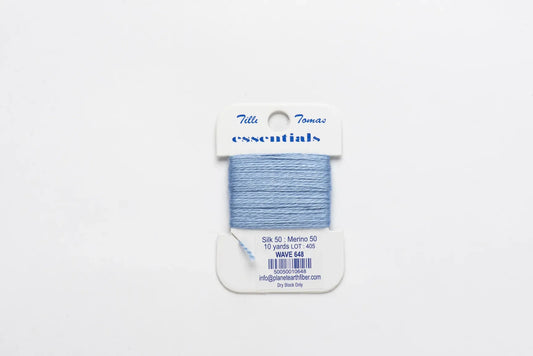 Essentials Card Wave