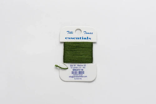Essentials Card Wreath